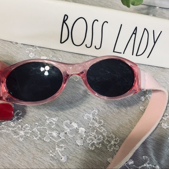 UVeez Classic Band Flex Fit Sunglasses in Pink - Picture 3 of 4